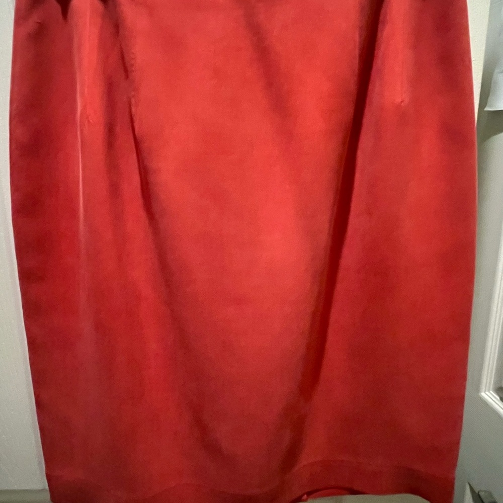 Classiques Entier Vibrant Red Pencil Skirt